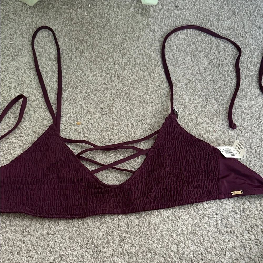 Bikini Top with Crisscross Detail - Picture 1 of 4